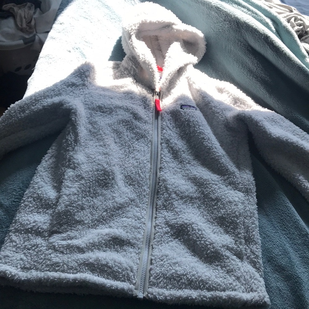 New with tags  Patagonia  “Los Gatos Hoodie”